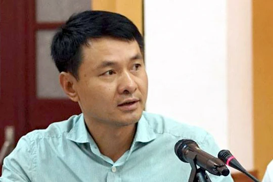 Tháng 6/2016, ông Trần Anh Tú, Phó Tổng Giám đốc Cty TNHH MTV Đường sắt HN phát ngôn thiếu chuẩn mực với phóng viên