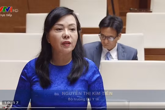 Bộ trưởng Bộ Y tế phát biểu về chất lượng khám chữa bệnh, y tế cơ sở.