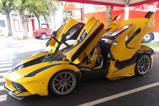 Ferrari FXX-K là món đồ mơ ước trong bộ sưu tập xe của các tỷ phú Ả Rập. 