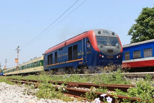 Lộ trình phát triển tuyến đường sắt cao tốc Bắc - Nam sẽ chia làm 3 giai đoạn. Ảnh: Baodautu.vn