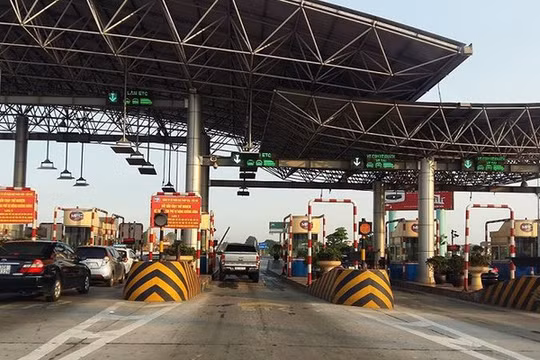 Ông Phạm Văn Khôi cho biết, Không có chuyện dừng thu phí BOT Pháp Vân - Cầu Giẽ từ ngày 10/6.