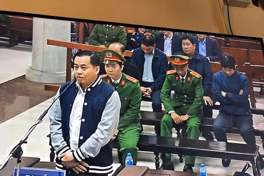 Vũ khai để xin đất thường dùng cụm từ "dùng cho hoạt động nghiệp vụ". Ảnh: dantri.com.vn