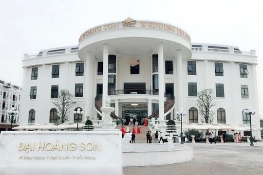 Khu Trung tâm tiệc cưới đã hoàn thiện và đưa vào sử dụng. Ảnh: Tiền Phong