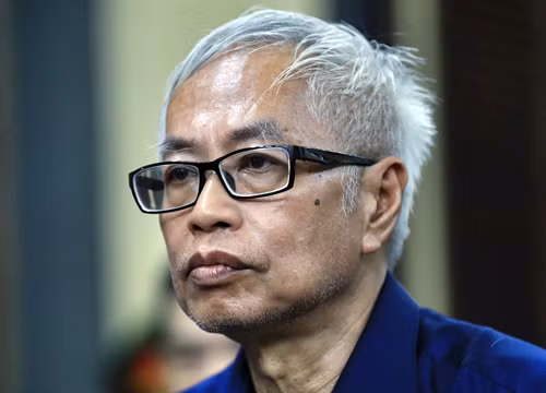 Bị cáo Trần Phương Bình (cựu Tổng giám đốc, Phó chủ tịch HĐQT, Chủ tịch HĐTD DAB)/ Ảnh: VnExpress