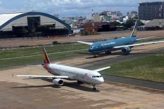 Dự án thiết bị phát hiện vật thể lạ trên đường băng trước đây đã được đề xuất nhưng không thành.