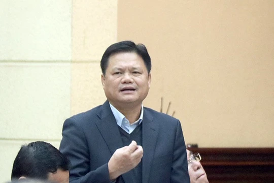 Ông Vũ Đức Bảo, Trưởng ban Tổ chức Thành ủy Hà Nội phát biểu tại hội nghị - Ảnh: Zing