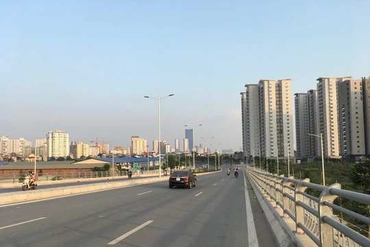 Bộ Xây dựng yêu cầu quản lý chặt việc điều chỉnh số tầng cao, mật độ xây dựng, quy mô dân số khu vực nội thành.