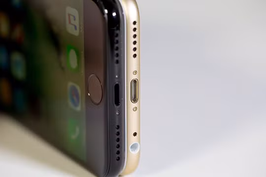 Apple khai tử jack 3.5 mm trên iPhone 7 để thúc đẩy tai nghe không dây