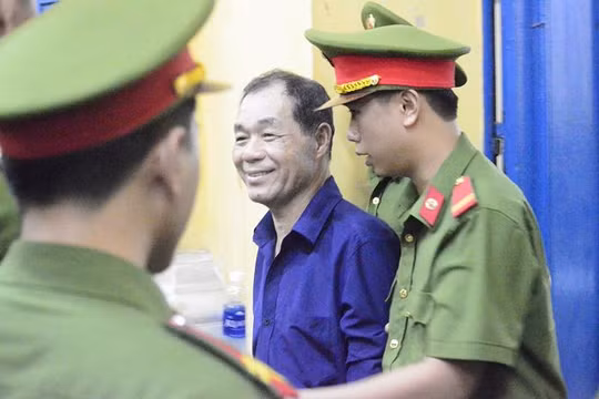 Ông Trầm Bê vừa bị khởi tố, bắt giam trong lúc đang thụ án 4 năm tù. Ảnh: Tân Châu