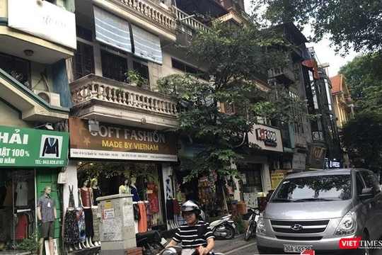 Khám xét cửa hàng điện thoại Nhật Cường mobile