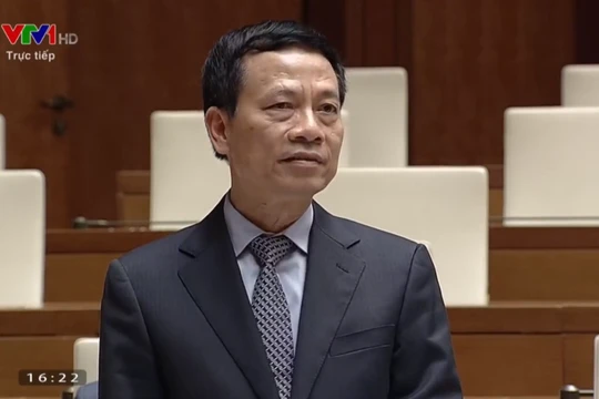 Bộ trưởng Bộ Thông tin và Truyền thông Nguyễn Mạnh Hùng.
