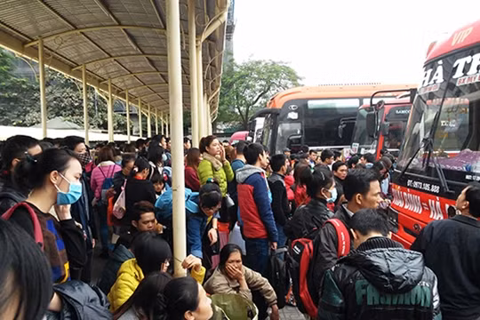 Nhiều nhà xe không vận tải hành khách tại bến xe Mỹ Đình