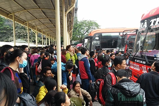 Nhiều nhà xe không vận tải hành khách tại bến xe Mỹ Đình