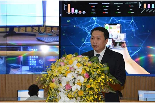 Thứ trưởng Nguyễn Huy Dũng phát biểu tại Hội nghị Ảnh Mic