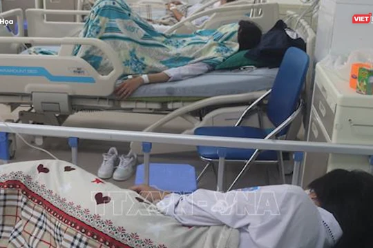 13 học sinh dương tính với ma túy sau khi ăn kẹo không rõ nguồn gốc