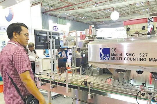 Nhiều doanh nghiệp mong muốn Thông tư 23 bỏ hẳn quy định chỉ được nhập máy đã qua sử dụng không vượt quá 10 năm.