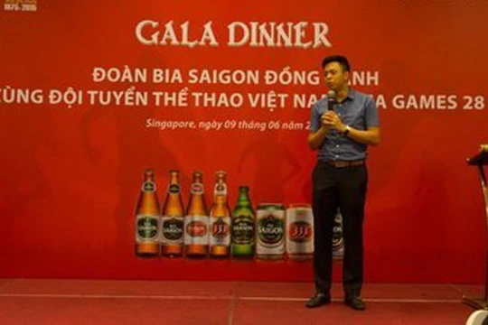 Ông Vũ Quang Hải, Phó tổng giám đốc 28 tuổi của Sabeco, trong một hoạt động của công ty. Ảnh: Sabeco