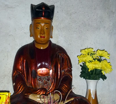 Tượng Trạng Nguyên Mạc Đĩnh Chi ở Chùa Dâu, Bắc Ninh. Ảnh: Wikipedia