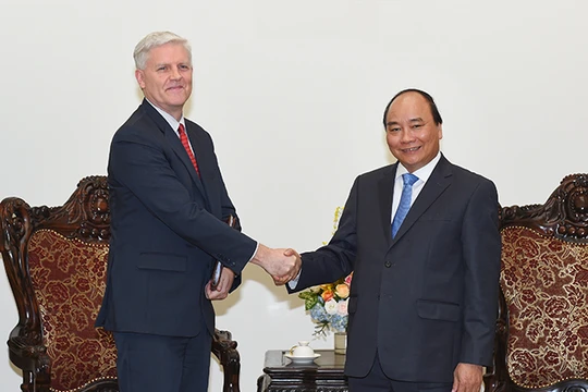 Thủ tướng Nguyễn Xuân Phúc tiếp ông Eric Sidgwick, Giám đốc quốc gia Ngân hàng Phát triển châu Á (ADB) tại Việt Nam.