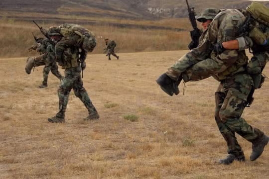 Lính đặc nhiệm Mỹ tập luyện.