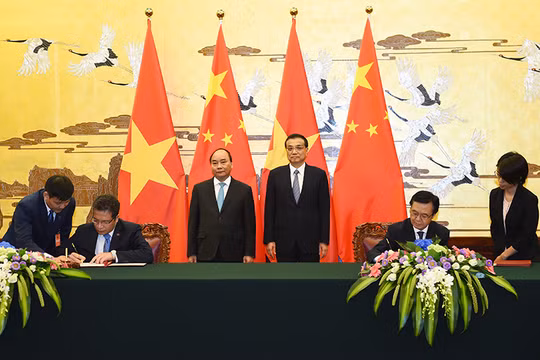 Thủ tướng Nguyễn Xuân Phúc và Thủ tướng Trung Quốc Lý Khắc Cường.