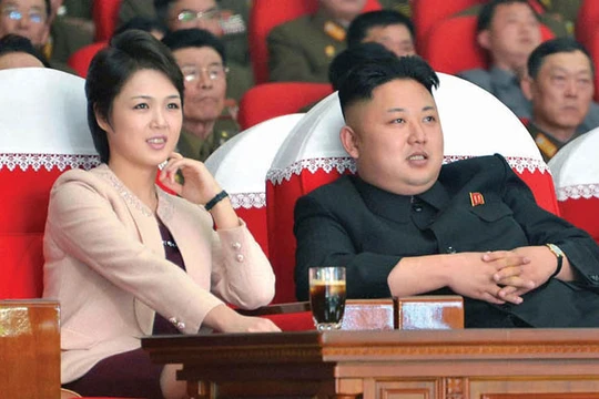 Video: Xem vợ lãnh tụ Kim Jong-un hát “Đừng gọi tên tôi”