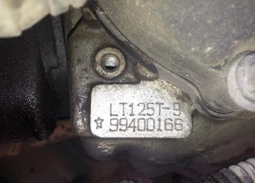 Xử lý xe máy chuyên dùng nhập khẩu bị tẩy xóa, đóng lại số khung, động cơ