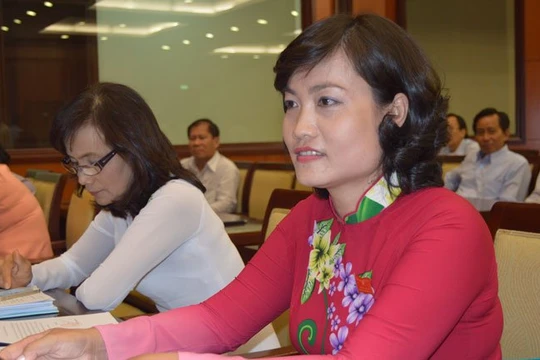 Một số gương mặt phụ nữ là đại biểu HĐND TPHCM tại kỳ họp HĐND thành phố ngày 21-4 vừa qua. Ảnh: Văn Nam