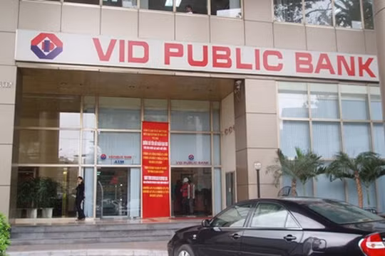 Ngân hàng liên doanh VID Public Bank có trách nhiệm chuyển giao toàn bộ tài sản, quyền, nghĩa vụ và lợi ích hợp pháp của Ngân hàng liên doanh VID Public Bank cho Ngân hàng TNHH MTV Public Việt Nam