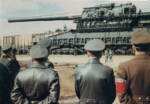 Video [HD]: Lực lượng xe tăng khủng khiếp của Phát xít Đức