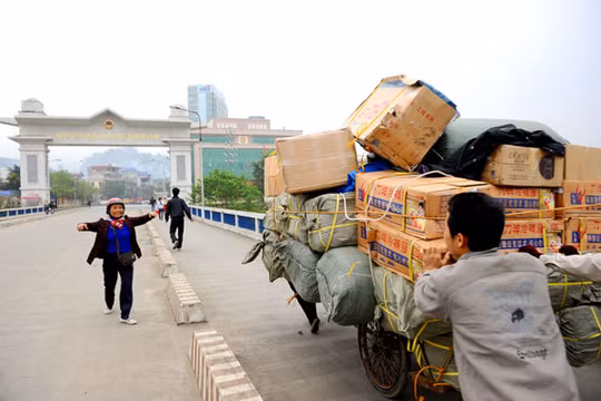 2 tháng đầu năm, Việt Nam nhập siêu 4,7 tỷ USD từ Trung Quốc