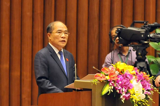 Chủ tịch QH Nguyễn Sinh Hùng: QH khóa 13 hoàn thành công việc đồ sộ về lập pháp