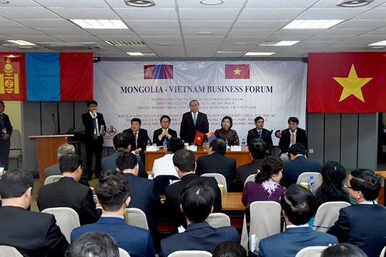 Thủ tướng Chính phủ Nguyễn Xuân Phúc dự Diễn đàn Doanh nghiệp Việt Nam – Mông Cổ.