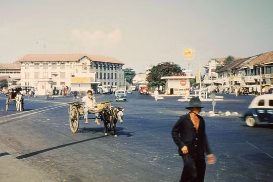 Video tư liệu: 8 phút “quý hơn vàng” về Việt Nam năm 1945