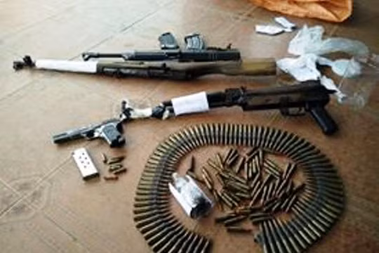 Số vũ khí mà Trương Ghi Ta giao nộp - ảnh Công an phường Nam Lý cung cấp