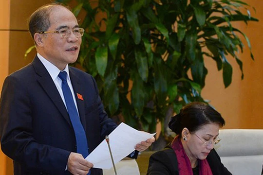 ​Chủ tịch Quốc hội Nguyễn Sinh Hùng