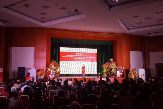 Buổi lễ kỷ niệm 05 năm thành lập Vietlott và vận hành hệ thống kinh doanh xổ số tự chọn số điện toán tại thành phố Hà Nội 