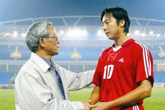 Le Huỳnh Đức ngày còn thi đấu.