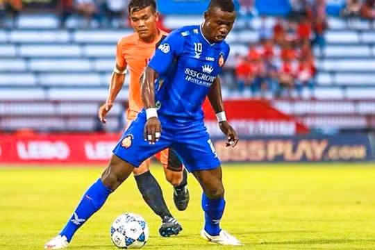 Video: “Xem giò” siêu tiền đạo mà Than Quảng Ninh vừa “thửa” từ Campuchia