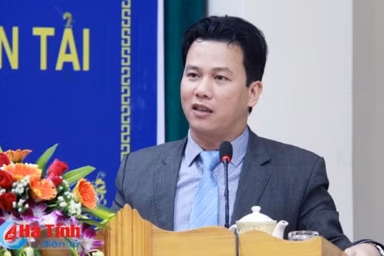 Ông Đặng Quốc Khánh, tân chủ tịch Ủy ban nhân dân tỉnh Hà Tĩnh.