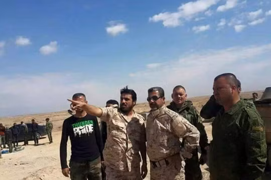 Tin nóng 24h: Mỹ đe chiến tranh vì đảo nhân tạo Biển Đông; Tàu Trung Quốc ào vào biển Malaysia; Múc” dầu của con cháu; Bình tĩnh mà nghèo; Không ODA lại tốt; Đặc nhiệm Nga hy sinh ở Syria