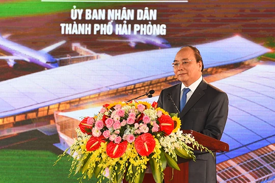 Thủ tướng Chính phủ Nguyễn Xuân Phúc phát biểu tại buổi lễ.