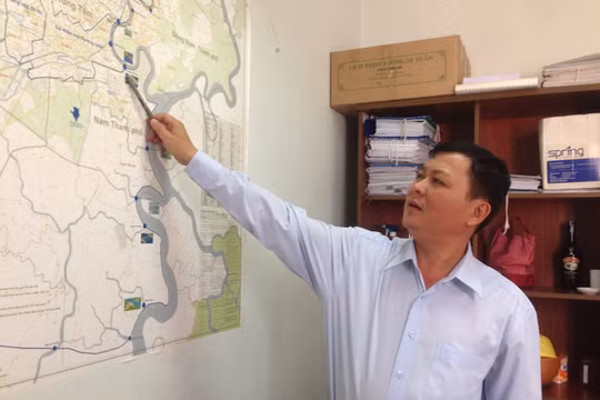 Ông Nguyễn Hoàng Anh Dũng cho rằng trong khi chờ các giải pháp chống ngập căn cơ thì cần phải có những phương án cấp bách để bảo vệ thành phố.