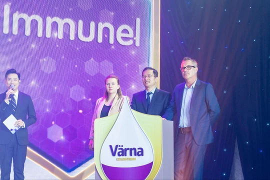 Nutifood Thuỵ Điển công bố sản phẩm Värna Colostrum với thành phần độc quyền từ Mỹ 