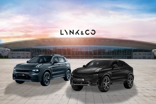 Khách hàng Lynk & Co trải nghiệm công nghệ cao, tính năng an toàn cùng tay đua hàng đầu thế giới