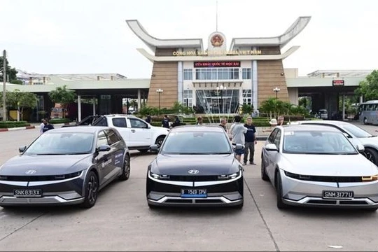 IONIQ 5 kết thúc hành trình xuyên Đông Nam Á tại Việt Nam 