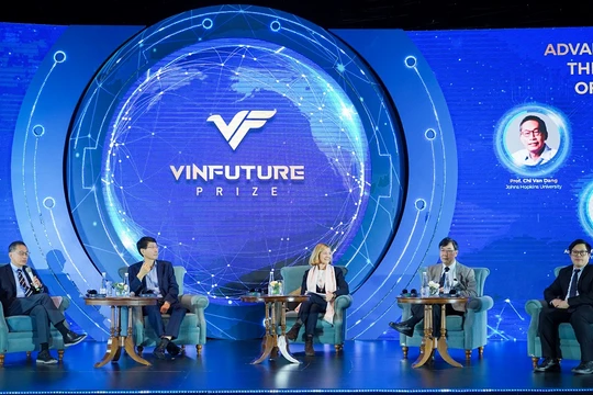 VinFuture 2023: Các nhà khoa học thế giới cùng tìm giải pháp giảm chi phí điều trị bệnh tự miễn