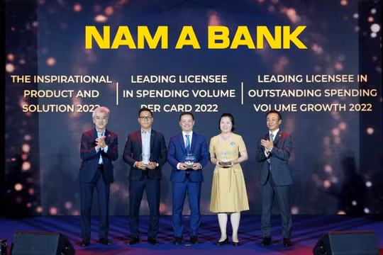 Nam A Bank ghi dấu ấn tiên phong trong các sản phẩm thẻ 