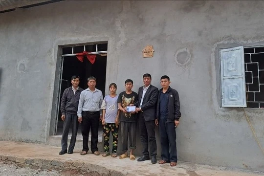 Masterise Group 'trao Tết' đến 400 gia đình trên khắp Việt Nam 