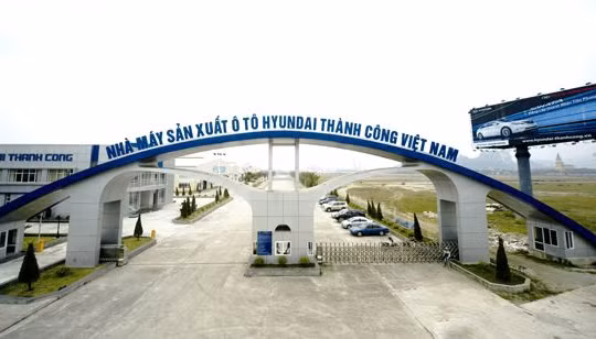 Hyundai Thành Công công bố giá bán mới cho Tucson và Santa Fe 